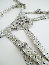 Load image into Gallery viewer, Gold Fern Strapon