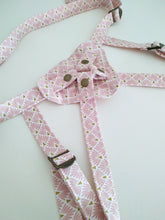 Load image into Gallery viewer, Pink Fern Strapon